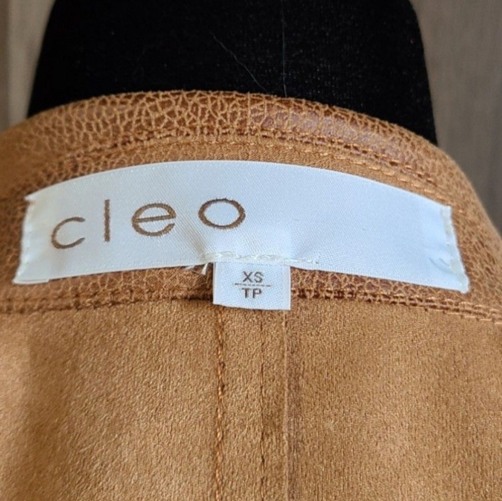 Cleo Jacket - Picture 3 of 3